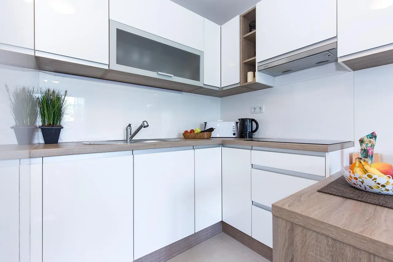 Apartments Niko Malinska Croatia
