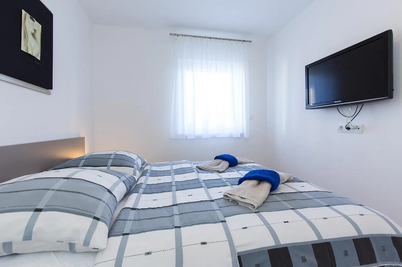 Apartments Niko Malinska Croatia