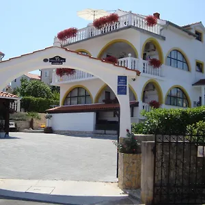  Apartman Flora